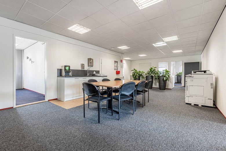 Bedrijfsruimteaande Maas 25 - 27<br/> inBest