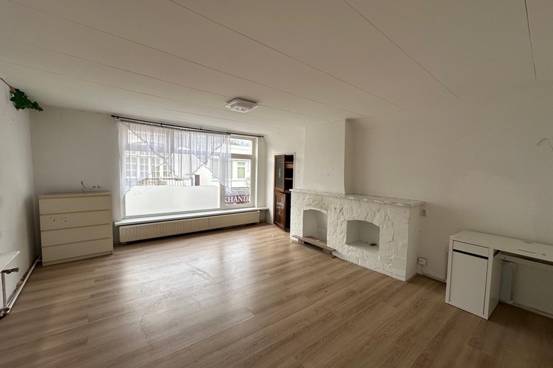 WinkelruimteaanHoofdstraat 216<br/> inSassenheim