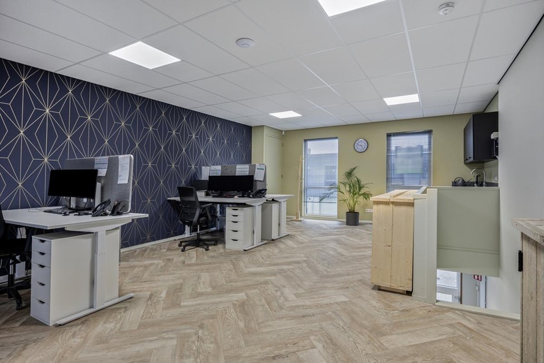 BedrijfsruimteaanZuid-Afrikaweg 2 D<br/> inAalsmeer