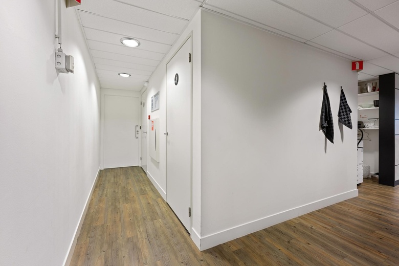 KantoorruimteaanStationsweg 41<br/> inZwijndrecht KantoorruimteaanStationsweg 41<br/> inZwijndrecht