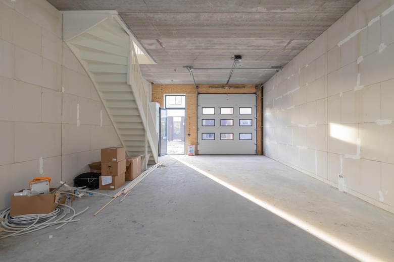 BedrijfsruimteaanCilinderweg 91 - 95<br/> inRoelofarendsveen