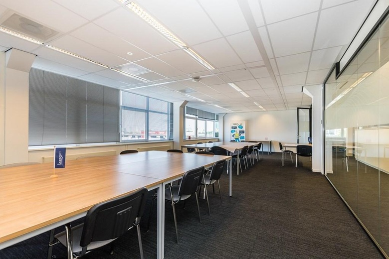 KantoorruimteaanIndustrieweg 130 A<br/> inRotterdam