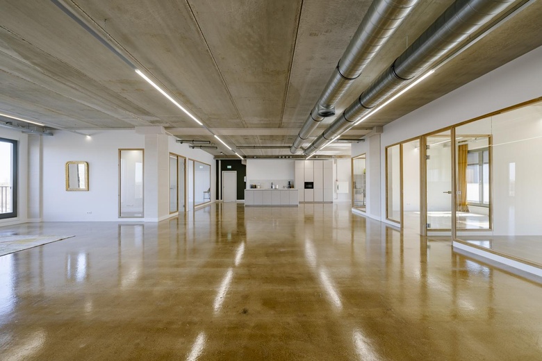 KantoorruimteaanDuivendrechtsekade 80<br/> inAmsterdam