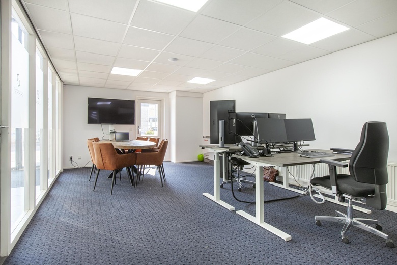 KantoorruimteaanFokkerstraat 22<br/> inReeuwijk