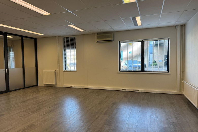 KantoorruimteaanRietveldenweg 41 B<br/> inDen Bosch KantoorruimteaanRietveldenweg 41 B<br/> inDen Bosch