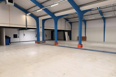 Bekijk foto 2 van Industrieweg 14