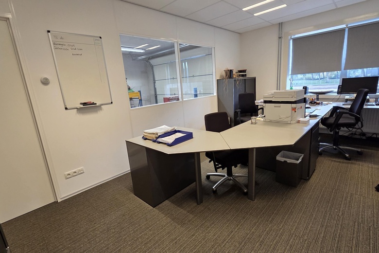 BedrijfsruimteaanBolderweg 48 M<br/> inAlmere BedrijfsruimteaanBolderweg 48 M<br/> inAlmere