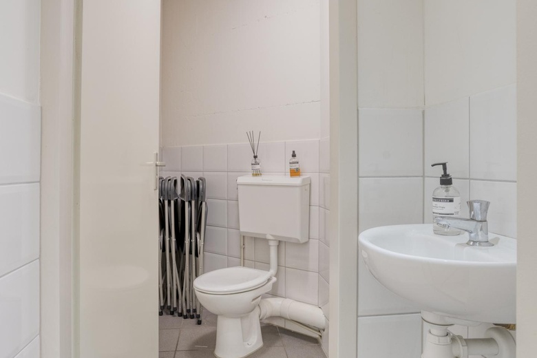 WinkelruimteaanBinnenweg 104<br/> inHeemstede