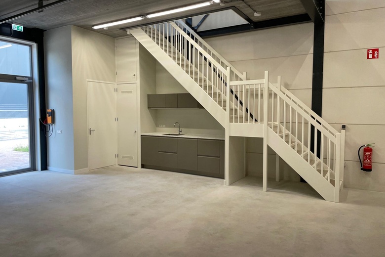 BedrijfsruimteaanKoningsbeltweg 74 A<br/> inAlmere