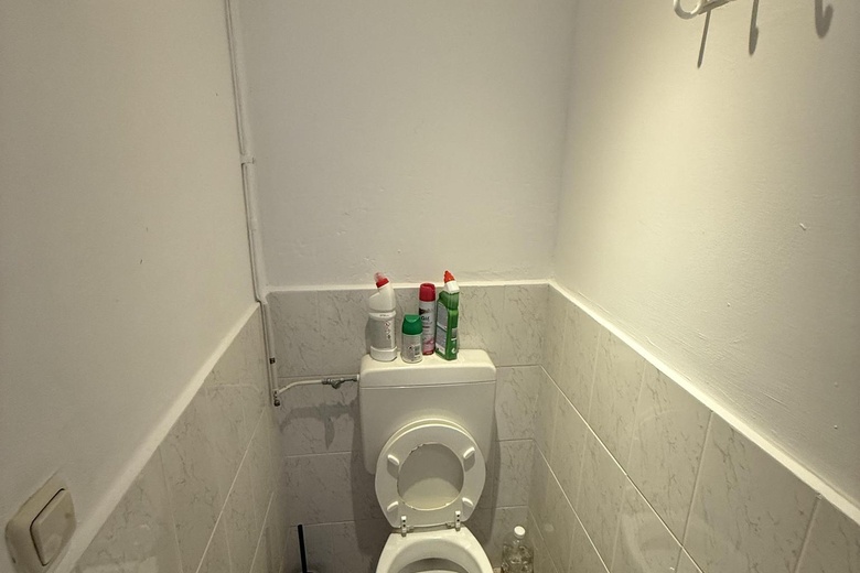 WinkelruimteaanHoofdstraat 21 B<br/> inNoordwijk WinkelruimteaanHoofdstraat 21 B<br/> inNoordwijk