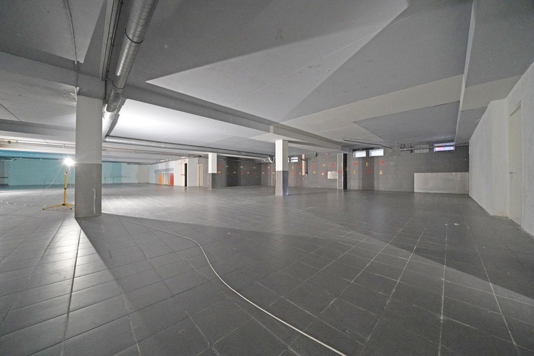 WinkelruimteaanZoetelaarpassage 13<br/> inAlmere WinkelruimteaanZoetelaarpassage 13<br/> inAlmere