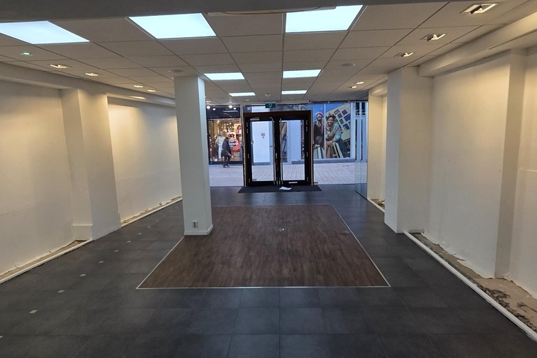 WinkelruimteaanHeuvelstraat 17 a<br/> inTilburg