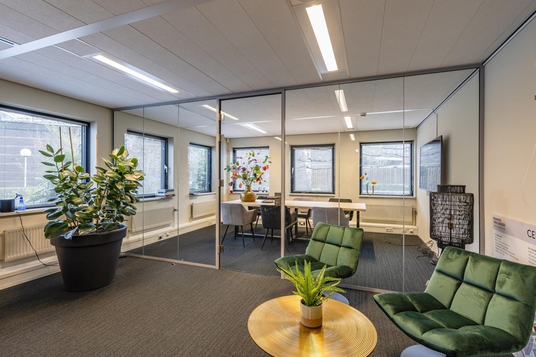 KantoorruimteaanNaarderpoort 2<br/> inNaarden KantoorruimteaanNaarderpoort 2<br/> inNaarden