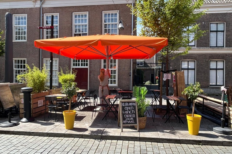 HorecaaanVriesestraat 148<br/> inDordrecht