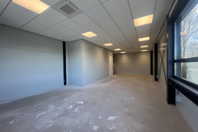 BedrijfsruimteaanLaurens Jzn. Costerstraat 4 B<br/> inOud-Beijerland