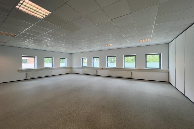 KantoorruimteaanKelvinring 44<br/> inAlblasserdam KantoorruimteaanKelvinring 44<br/> inAlblasserdam