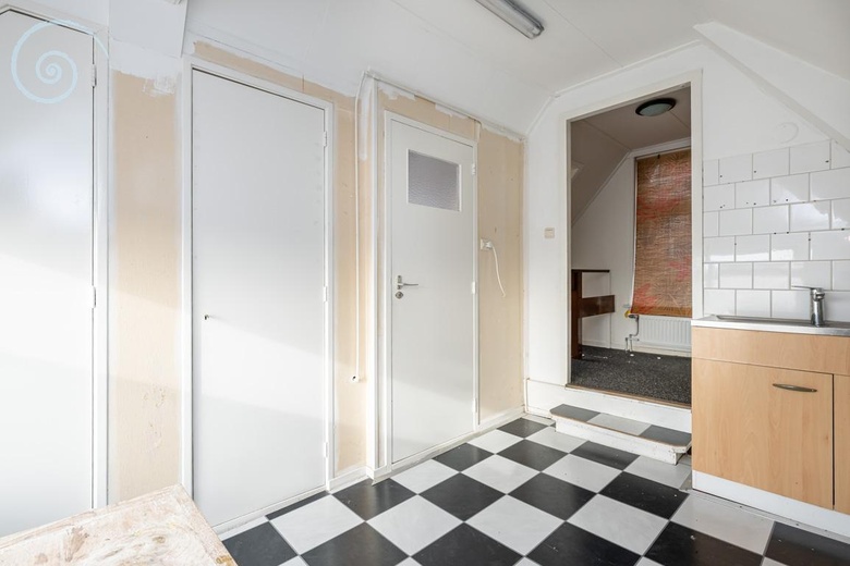 WinkelruimteaanWestdijk 21<br/> inMiddelharnis