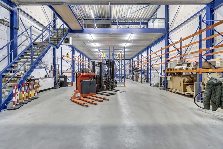 BedrijfsruimteaanCoenecoop 3 D 2<br/> inWaddinxveen