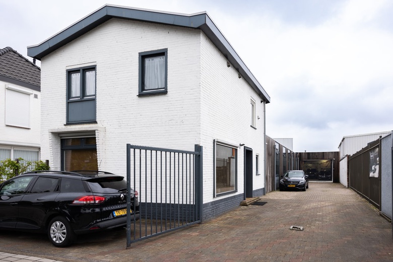 BedrijfsruimteaanRietveldenweg 9<br/> inDen Bosch