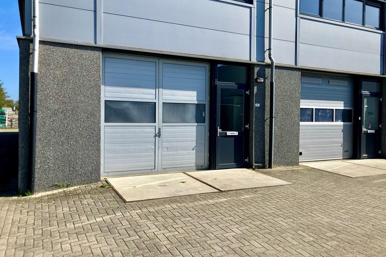BedrijfsruimteaanEenspan 10 L<br/> inZeewolde