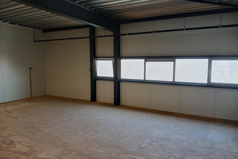 BedrijfsruimteaanHoutzagerijstraat 16 c<br/> inMill BedrijfsruimteaanHoutzagerijstraat 16 c<br/> inMill