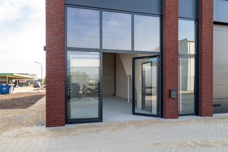 BedrijfsruimteaanIndustrieweg 10<br/> inGiessen BedrijfsruimteaanIndustrieweg 10<br/> inGiessen