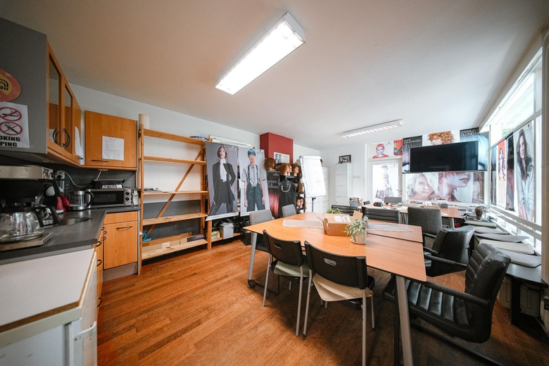 WinkelruimteaanKerkstraat 10<br/> inBeek en Donk