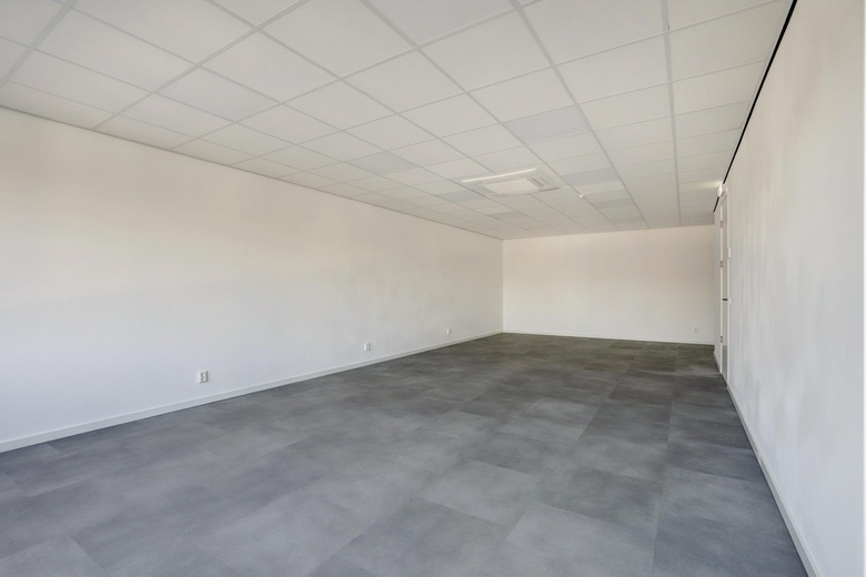 BedrijfsruimteaanGoudsmid 64<br/> inTer Aar