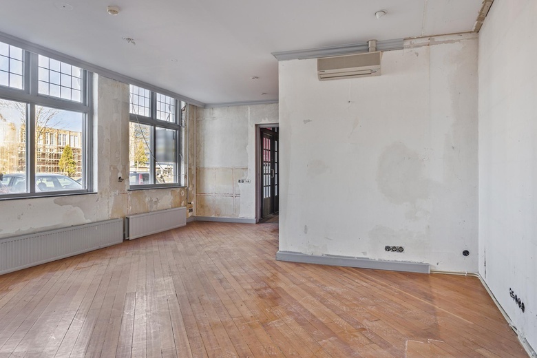 KantoorruimteaanZuiderspoorstraat 3<br/> inEnschede KantoorruimteaanZuiderspoorstraat 3<br/> inEnschede