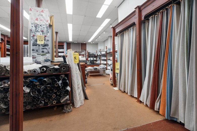 WinkelruimteaanAlbert Cuypstraat 268 - 270<br/> inAmsterdam