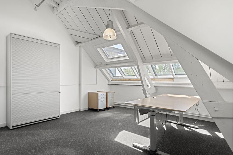 KantoorruimteaanArnhemsestraatweg 8<br/> inVelp