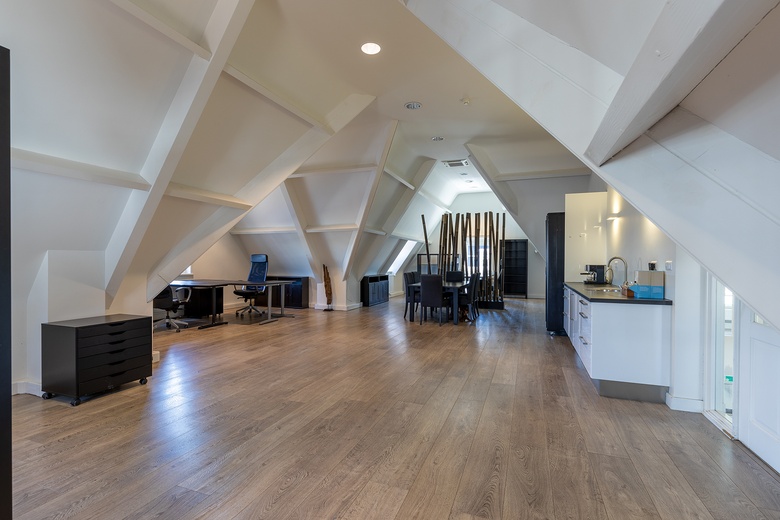 KantoorruimteaanZwaardklamp 9<br/> inHuizen KantoorruimteaanZwaardklamp 9<br/> inHuizen