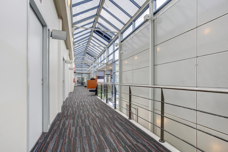 KantoorruimteaanLaan Corpus den Hoorn 300<br/> inGroningen