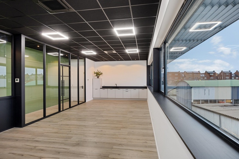 BedrijfsruimteaanVenserweg 1 N<br/> inDiemen