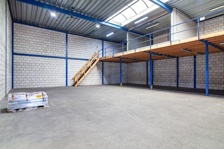 BedrijfsruimteaanBroeikweg 13<br/> inSchoonhoven