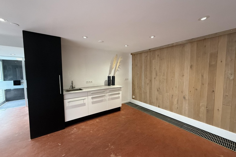 KantoorruimteaanHilsestraat 78<br/> inKaatsheuvel KantoorruimteaanHilsestraat 78<br/> inKaatsheuvel