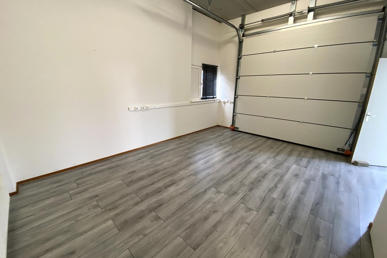 BedrijfsruimteaanSchoepenweg 51 I<br/> inLelystad