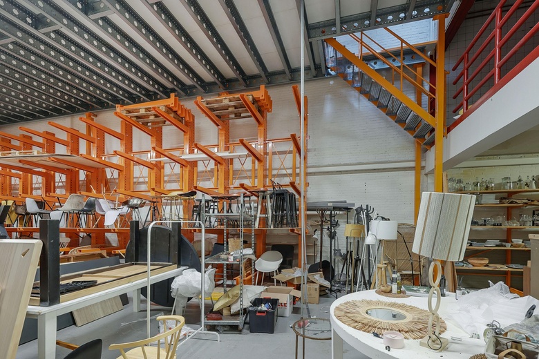 BedrijfsruimteaanRhoneweg 20<br/> inAmsterdam