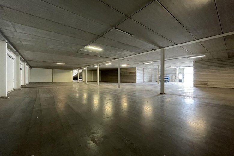 BedrijfsruimteaanLegmeerdijk 169 A<br/> inAalsmeer