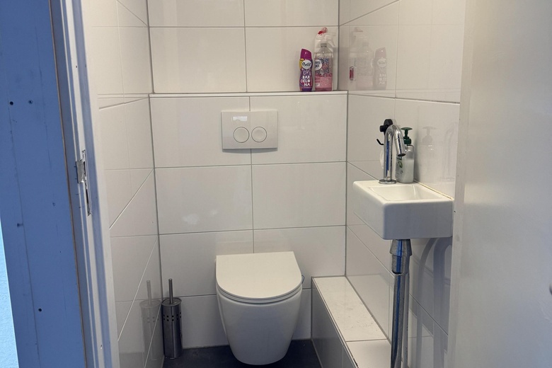 BedrijfsruimteaanAmersfoortsestraat 76 16<br/> inSoesterberg