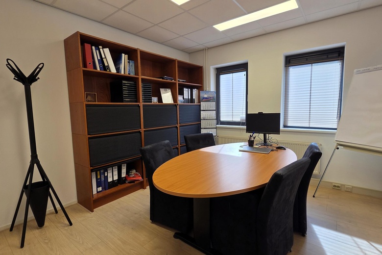 KantoorruimteaanOperetteweg 4<br/> inAlmere KantoorruimteaanOperetteweg 4<br/> inAlmere