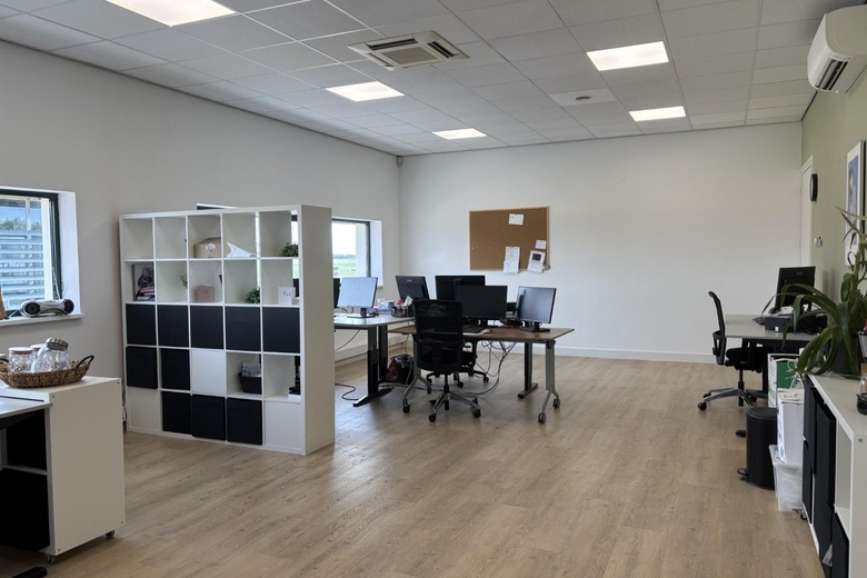 KantoorruimteaanDe Trompet 2990 - 2999<br/> inHeemskerk KantoorruimteaanDe Trompet 2990 - 2999<br/> inHeemskerk