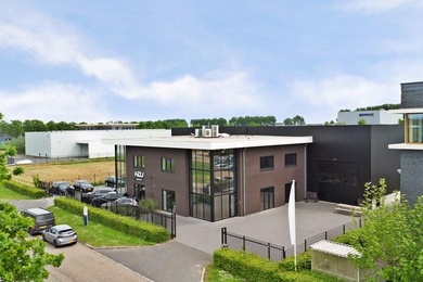 Bekijk foto 2 van Tweespan 19