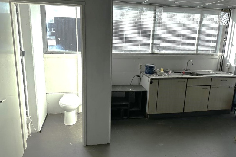BedrijfsruimteaanNeutronstraat 7 7<br/> inGroningen BedrijfsruimteaanNeutronstraat 7 7<br/> inGroningen