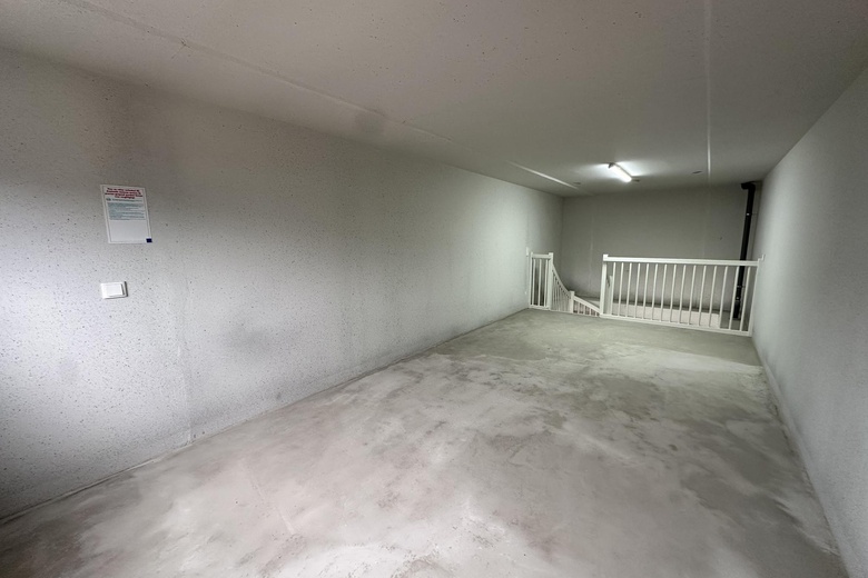 BedrijfsruimteaanTitaniumweg 182<br/> inAlphen aan den Rijn BedrijfsruimteaanTitaniumweg 182<br/> inAlphen aan den Rijn