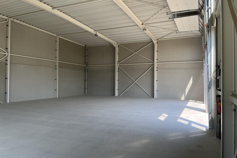BedrijfsruimteaanRomeinenstraat 20<br/> inBeugen BedrijfsruimteaanRomeinenstraat 20<br/> inBeugen
