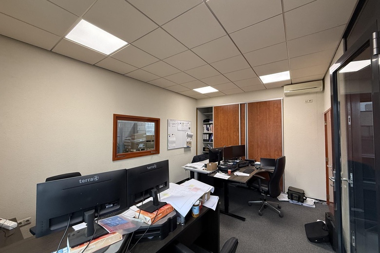 BedrijfsruimteaanVimmerik 2 D<br/> inNieuwkuijk