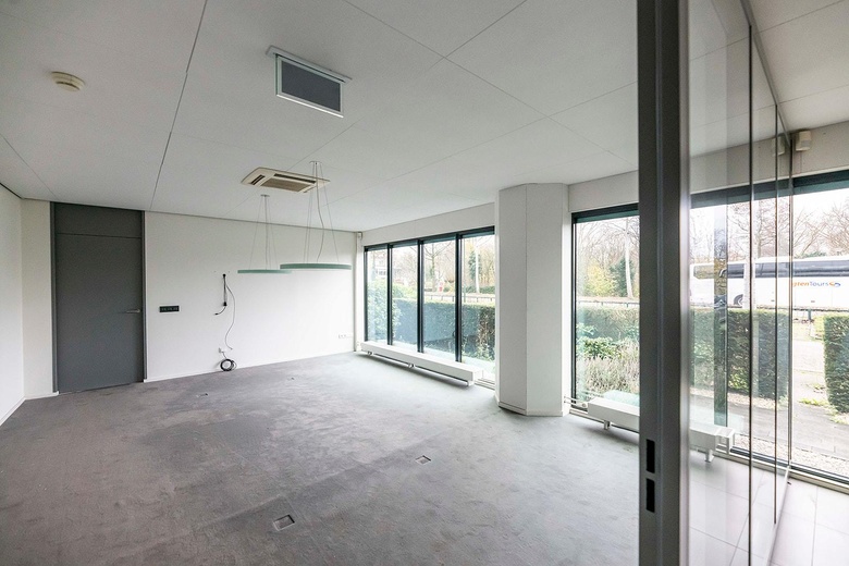 BedrijfsruimteaanIndustriestraat 10<br/> inHardinxveld-Giessendam BedrijfsruimteaanIndustriestraat 10<br/> inHardinxveld-Giessendam