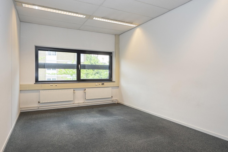 KantoorruimteaanHub Dassenplein 3<br/> inSittard KantoorruimteaanHub Dassenplein 3<br/> inSittard