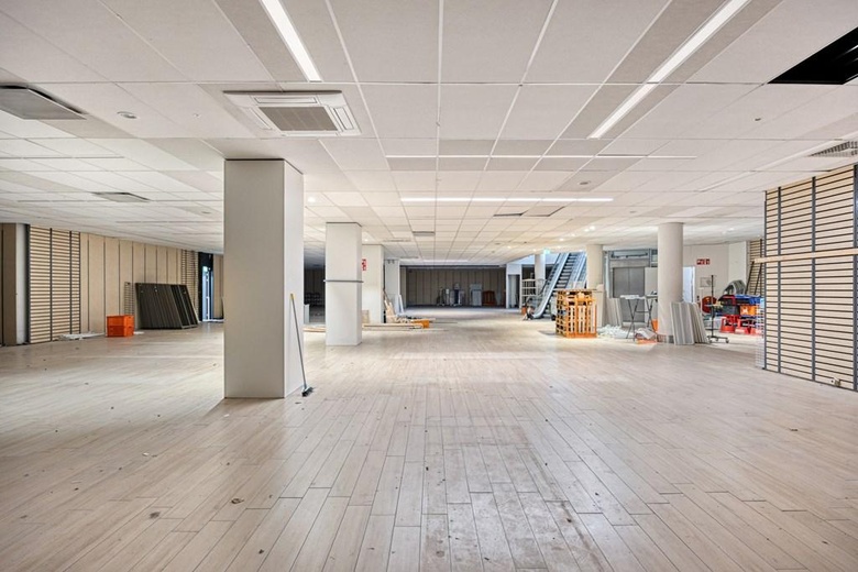 WinkelruimteaanVeerplein 26<br/> inVlaardingen WinkelruimteaanVeerplein 26<br/> inVlaardingen